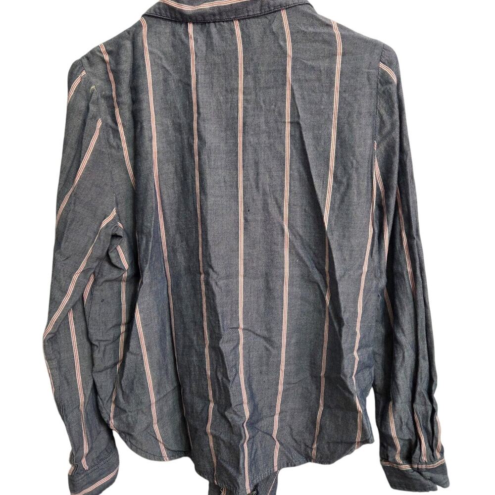 Poly & Esther Woman's Grey with Red and White Stripes Button Down Shirt size M - Picture 5 of 8